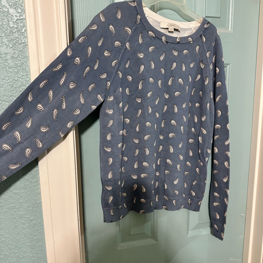 LOFT Blue Paisley Women's Sweater me